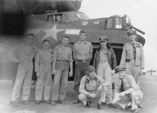 VPB-71_BlackEagle_crew.jpg (34649 bytes)