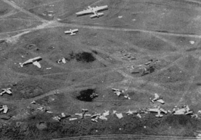 aerial_view_of_wrecked_US_planes_in_field.JPG (25915 bytes)