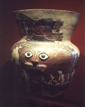 02_museum_Nazca_pot.JPG (19014 bytes)